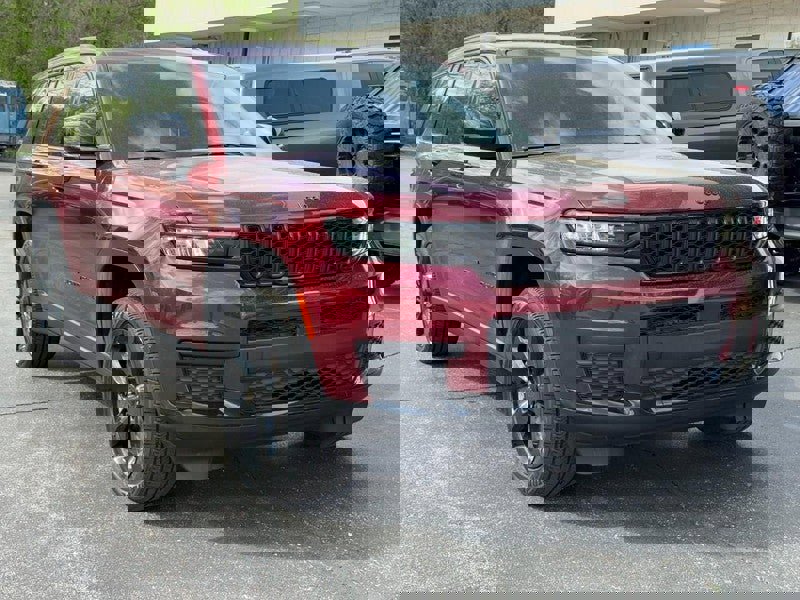 Used 2023 Jeep Grand Cherokee L Laredo AWD/4WD video 2