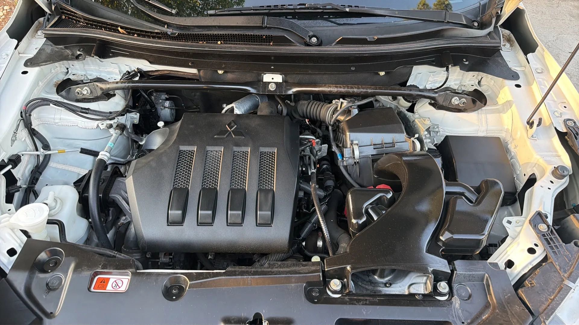 Used 2020 Mitsubishi Eclipse Cross ES FWD image 31