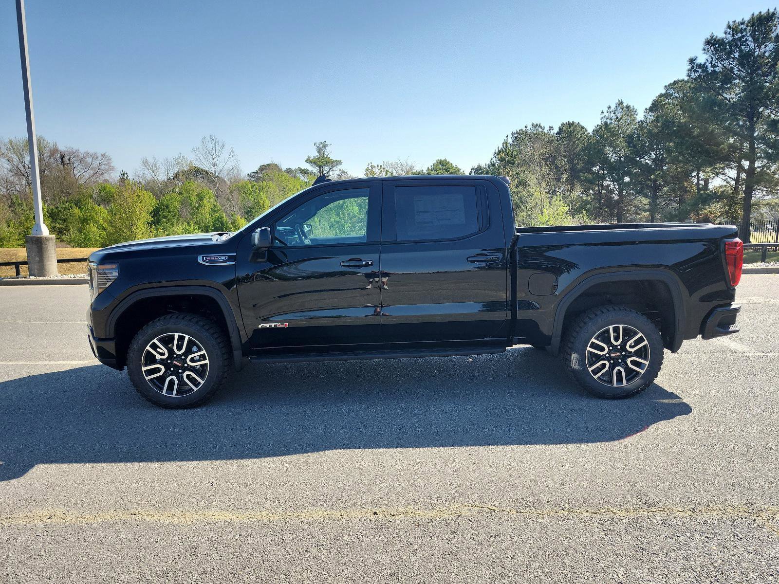 New 2026 GMC Sierra 1500 AT4 w/ AT4 Premium Package image 2
