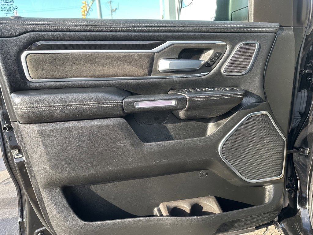 Used 2020 RAM 1500 Laramie image 27