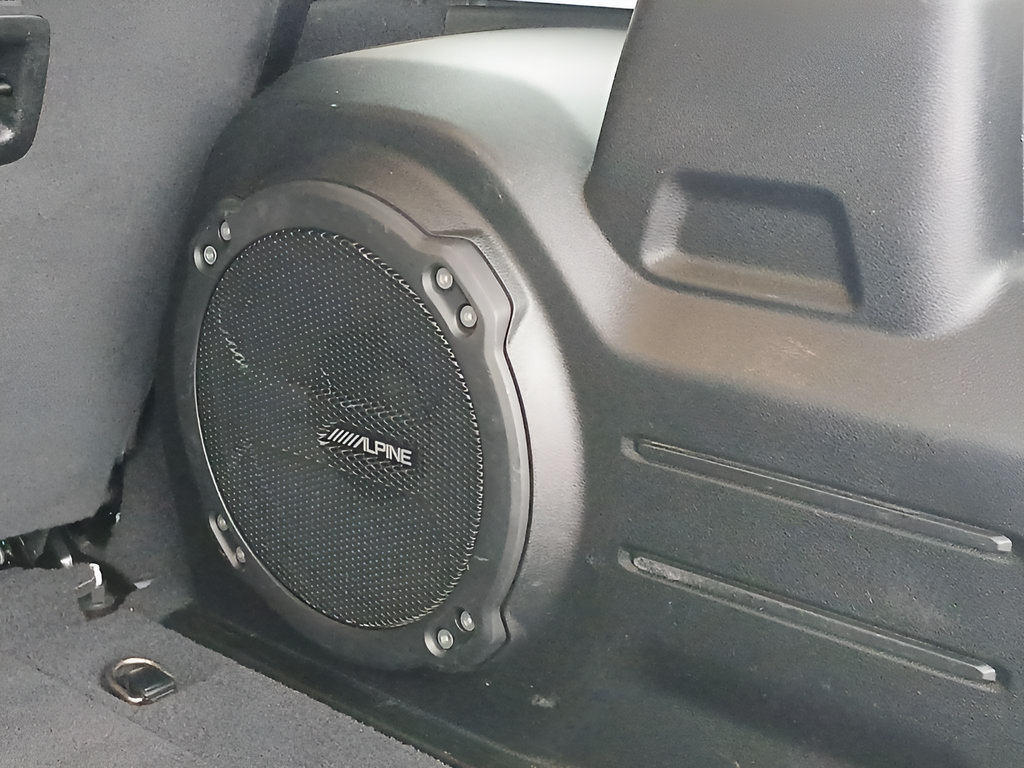 Used 2020 Jeep Wrangler Unlimited Sahara w/ Uconnect 4C Nav & Sound Group AWD/4WD image 13