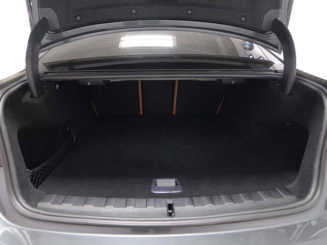Used 2022 BMW 330e xDrive w/ Premium Package AWD/4WD image 13
