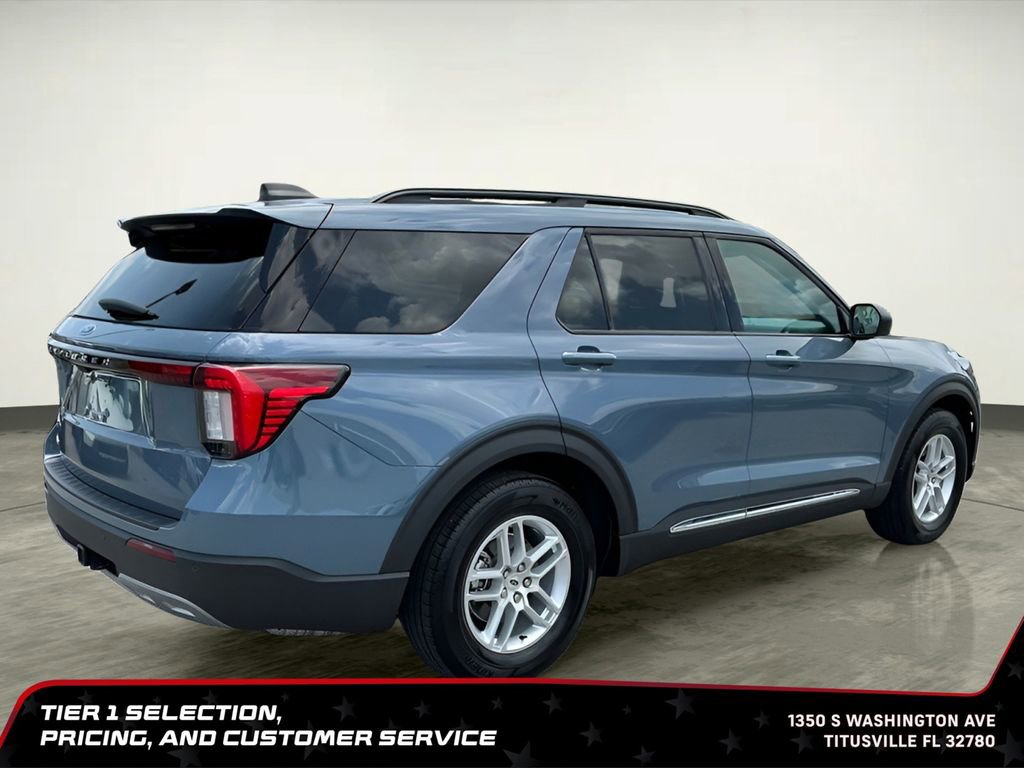 Used 2025 Ford Explorer Active w/ Active Comfort Package RWD image 7