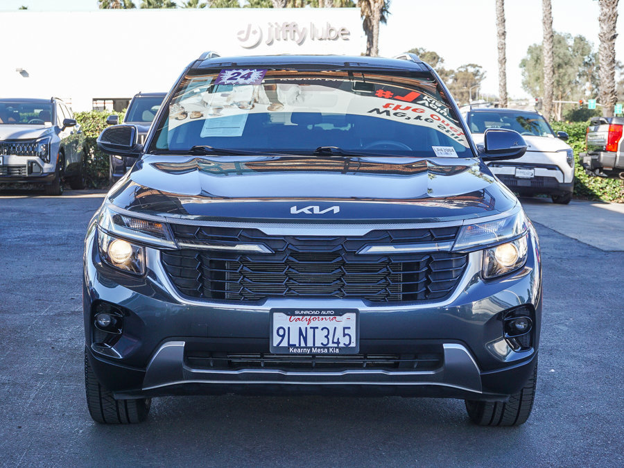 Certified 2024 Kia Seltos S FWD image 2
