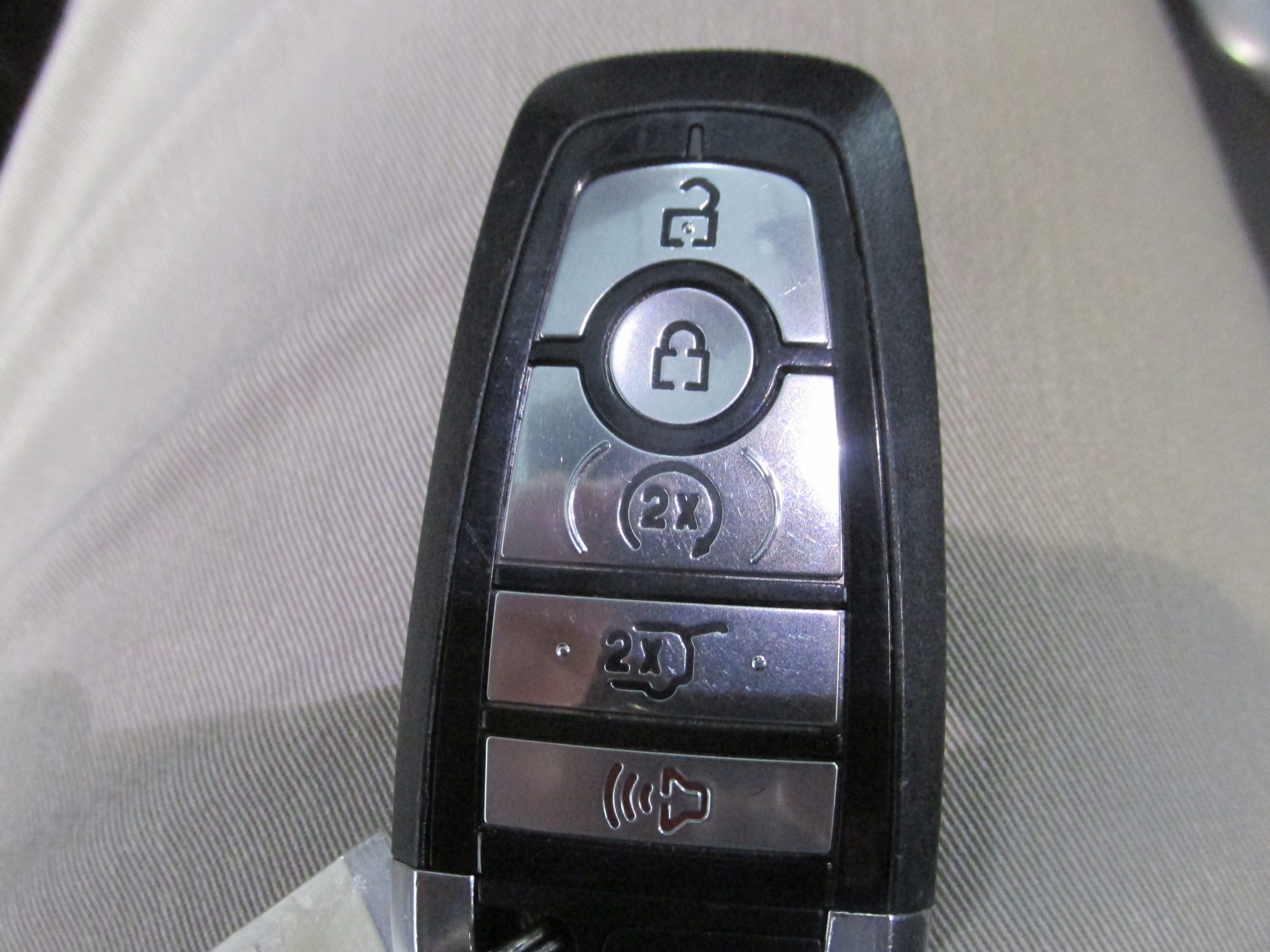 Used 2023 Ford Escape ST-Line w/ Tech Pack #1 AWD/4WD image 38
