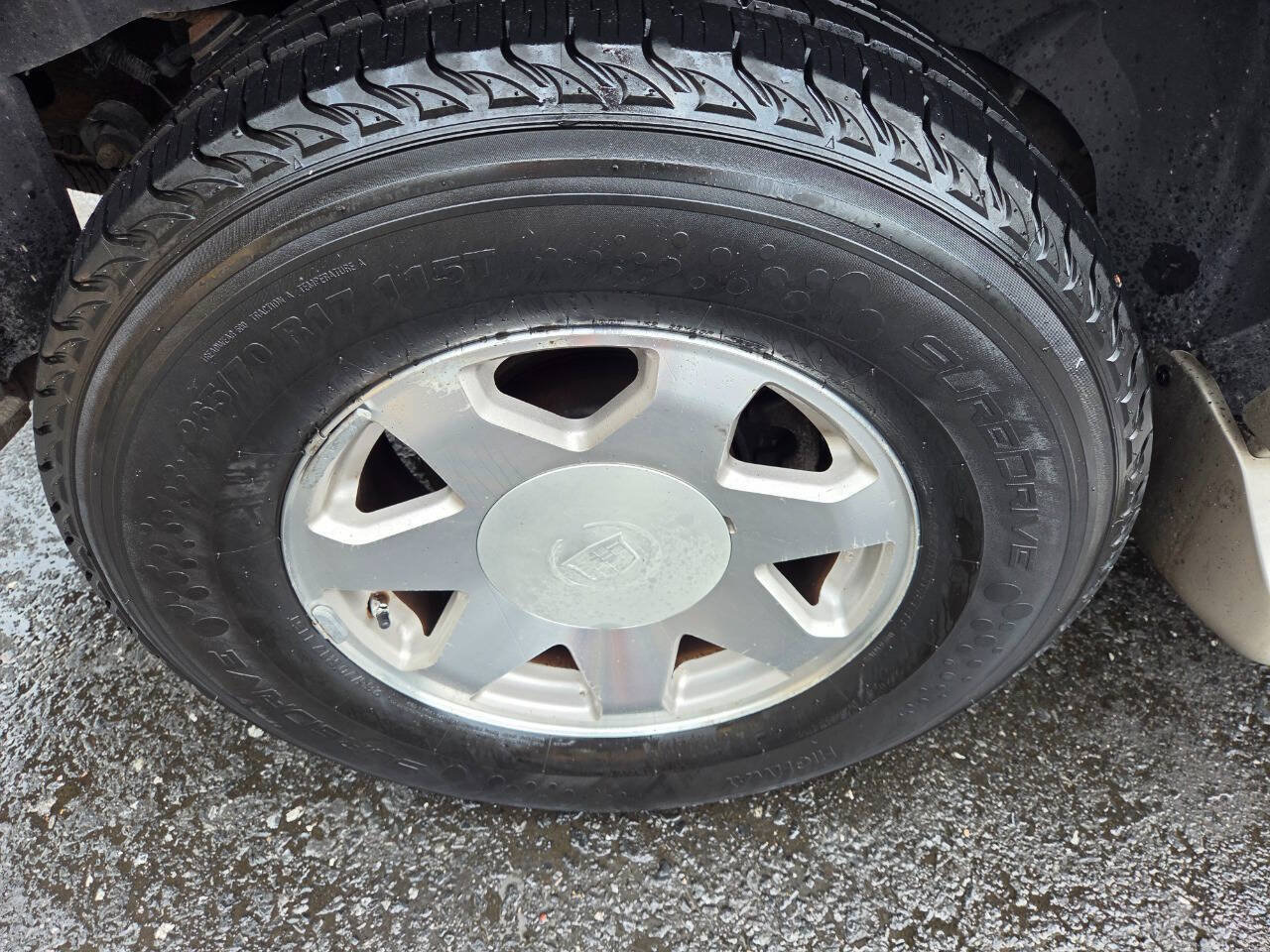 Used 2004 Cadillac Escalade AWD image 11