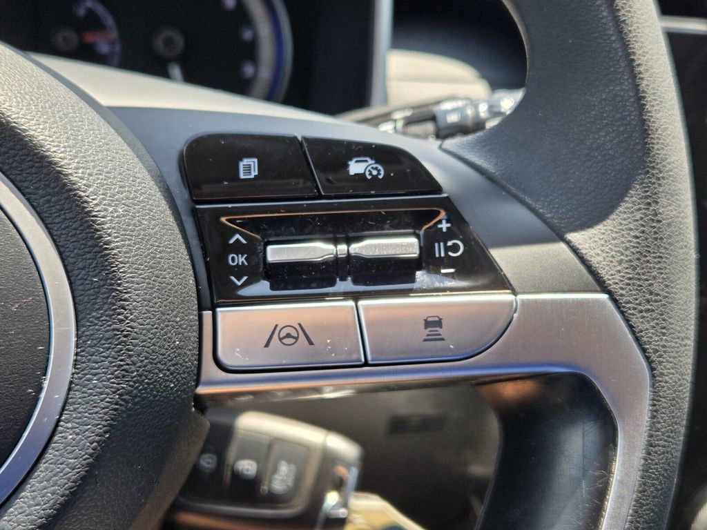 Certified 2024 Hyundai Tucson SE FWD image 22