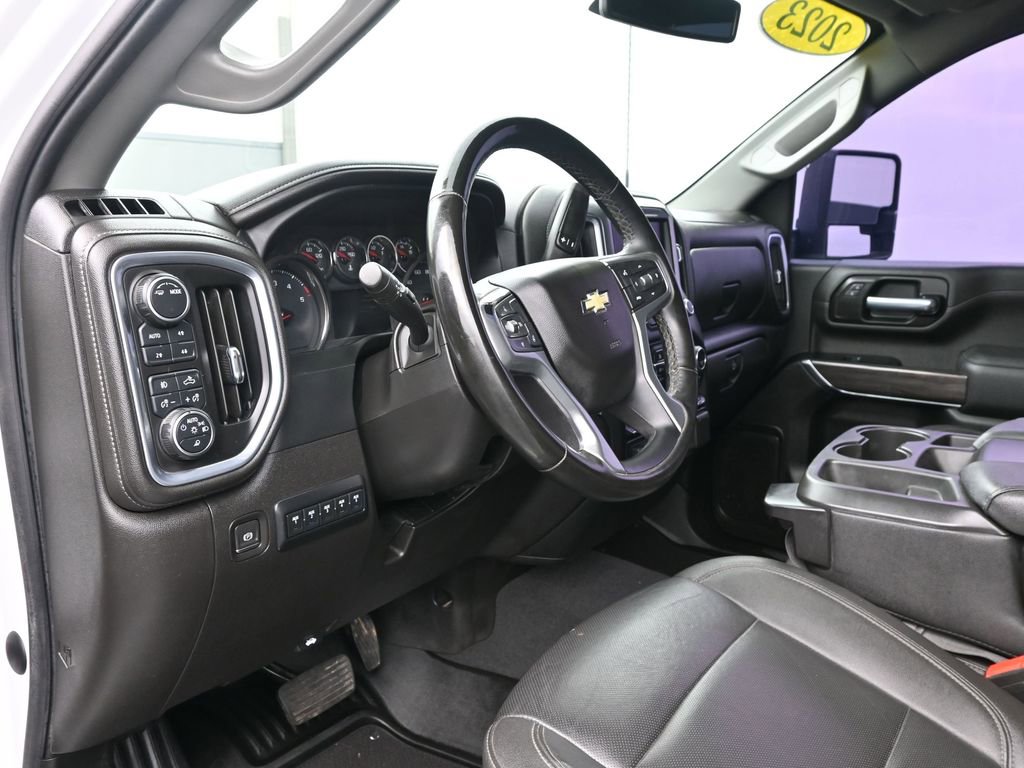 Used 2023 Chevrolet Silverado 2500 LTZ w/ Gooseneck/5TH Wheel Package image 22