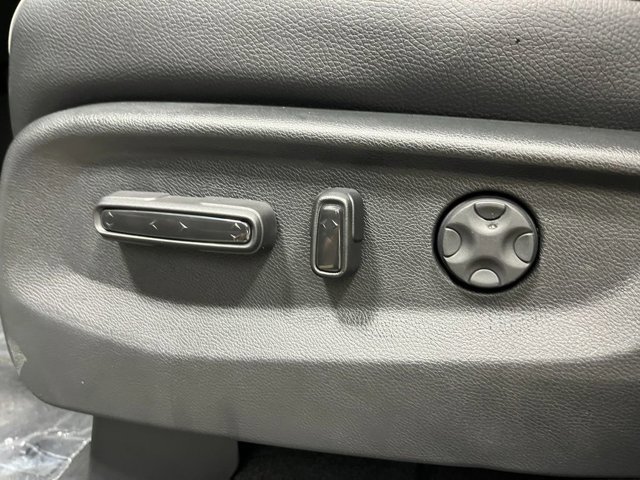 New 2026 Honda Odyssey Touring image 8