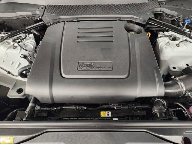 New 2026 Land Rover Discovery S AWD/4WD image 31