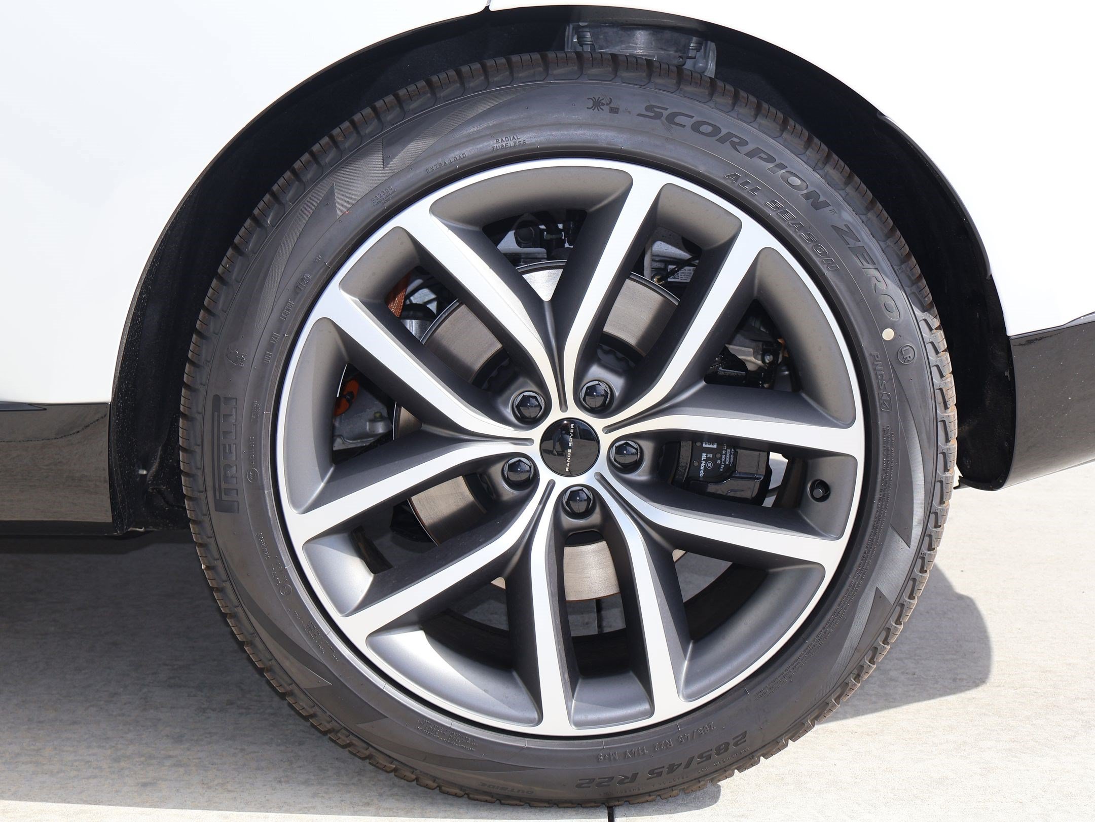 New 2026 Land Rover Range Rover SE AWD/4WD image 19