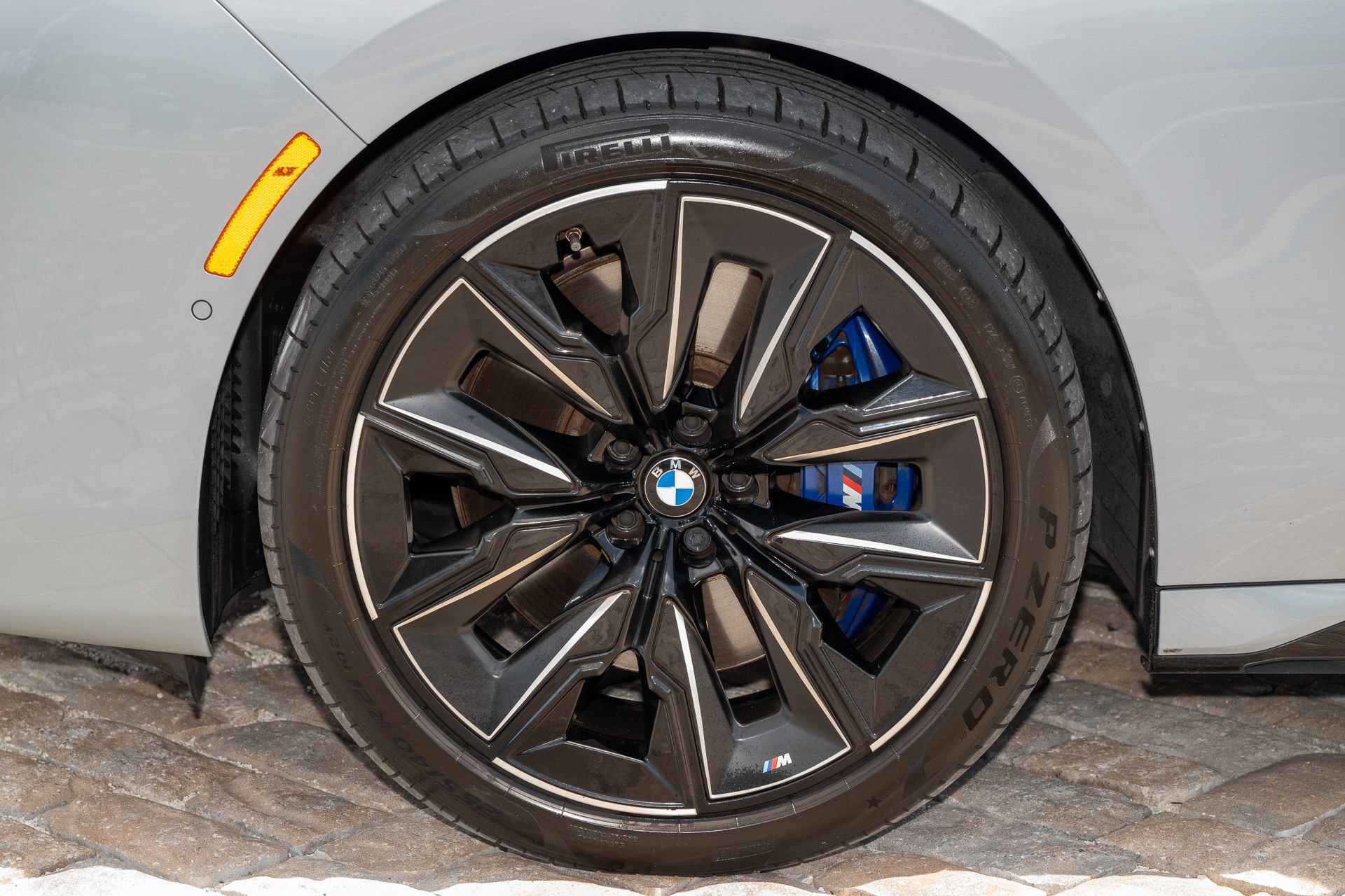 Used 2023 BMW 740i w/ Parking Assistance Package RWD image 53