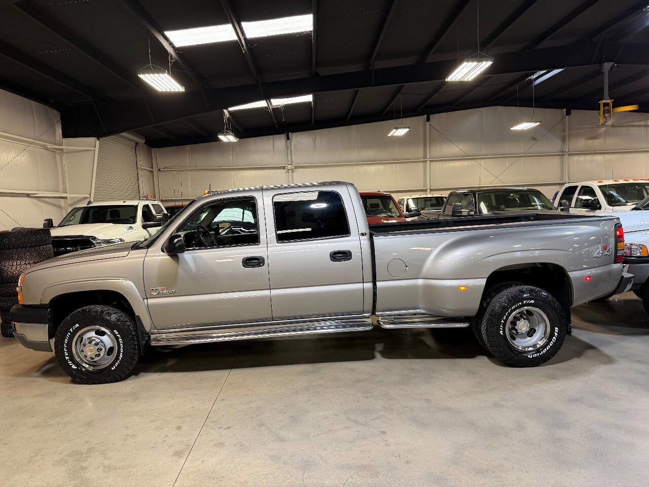 Used 2003 Chevrolet Silverado 3500 LT w/ Skid Plate Package image 3