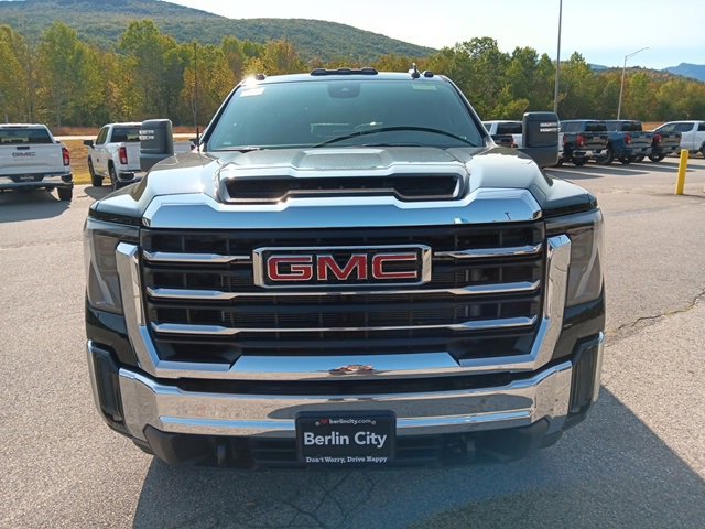 New 2026 GMC Sierra 2500 SLE w/ SLE Value Package; image 2