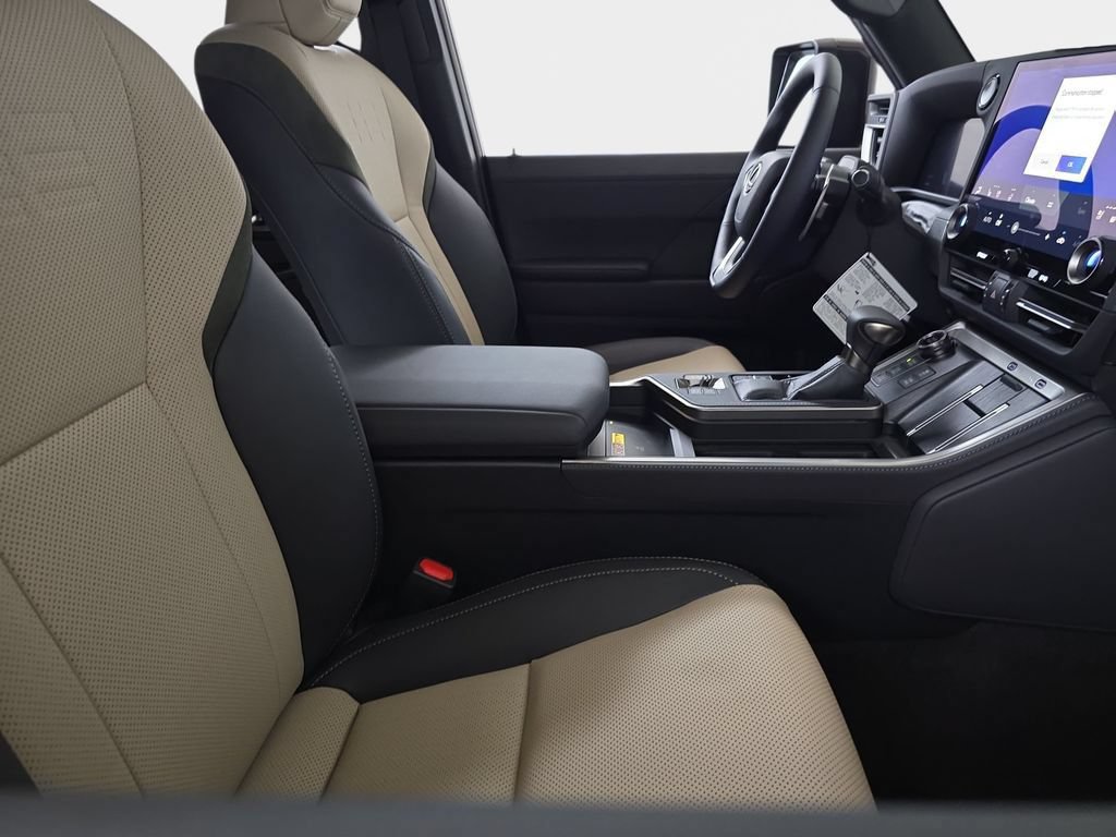 New 2026 Lexus GX 550 AWD/4WD image 9