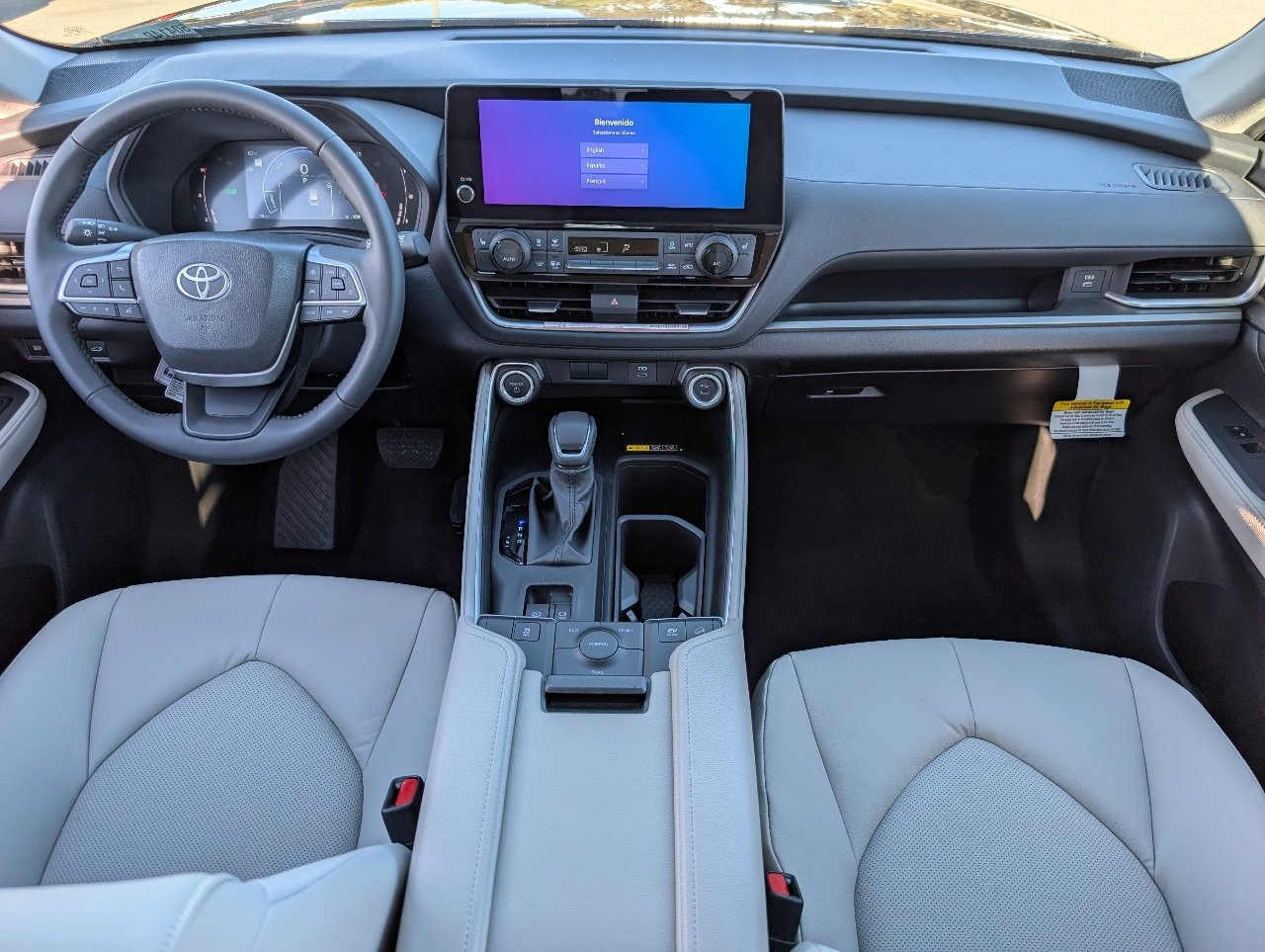 Used 2026 Toyota Grand Highlander XLE image 4