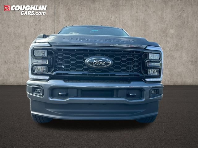 New 2026 Ford F350 XLT w/ XLT Premium Package AWD/4WD image 2