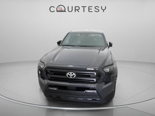 Certified 2026 Toyota Tacoma SR5 AWD/4WD image 33