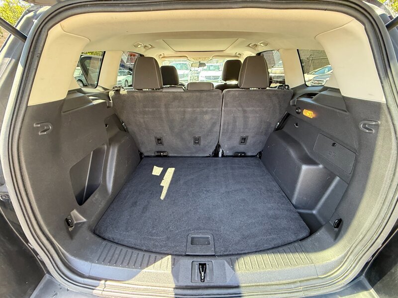 Used 2015 Ford Escape SE FWD image 11
