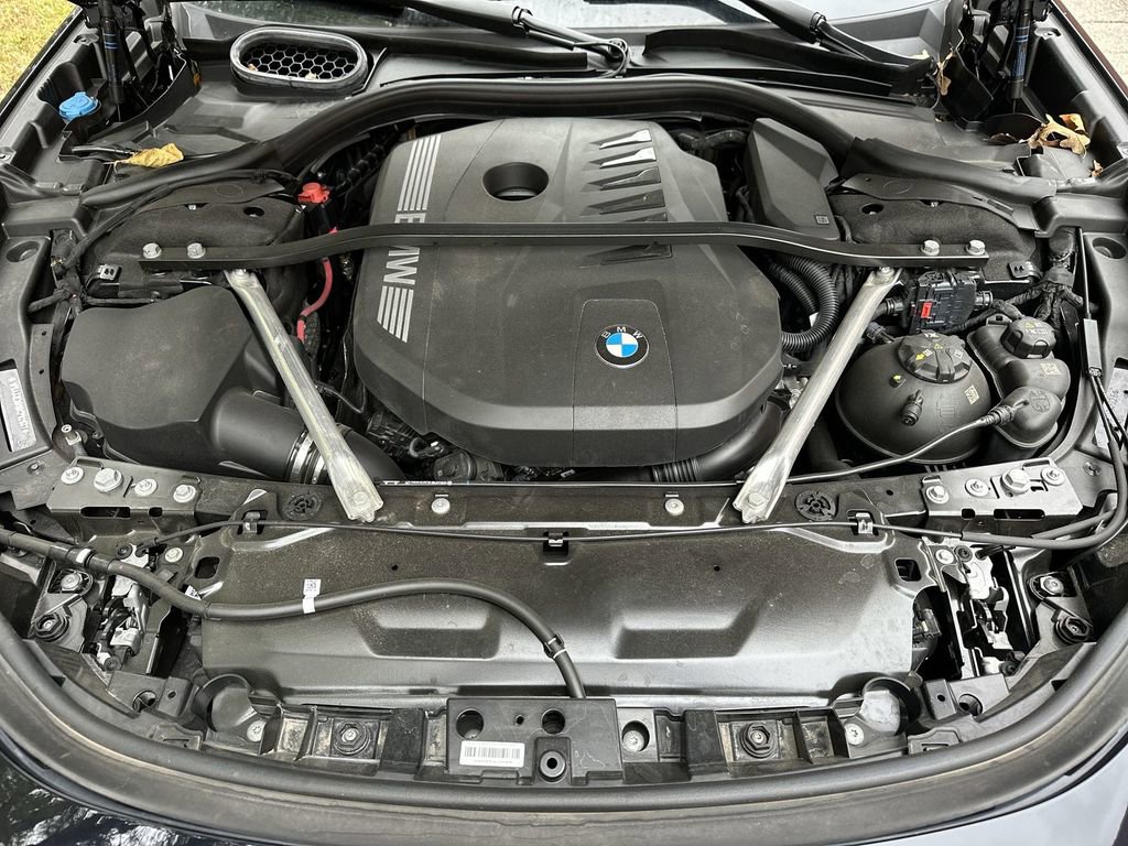 Used 2024 BMW 740i xDrive image 32