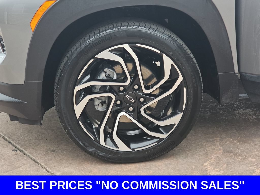 Used 2024 Chevrolet TrailBlazer RS w/ Convenience Package AWD/4WD image 36