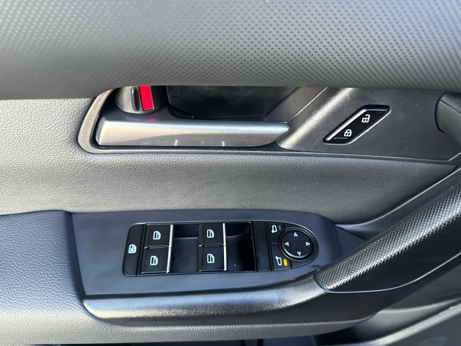 Certified 2025 MAZDA CX-50 AWD 2.5 S w/ Preferred Package image 12