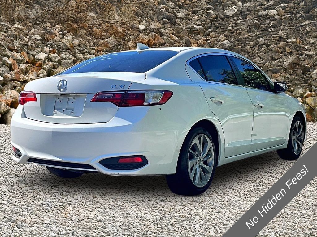 Used 2018 Acura ILX FWD image 2