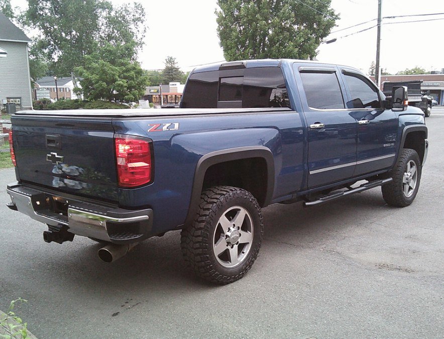 Used 2019 Chevrolet Silverado 2500 LTZ w/ LTZ Plus Package AWD/4WD image 4