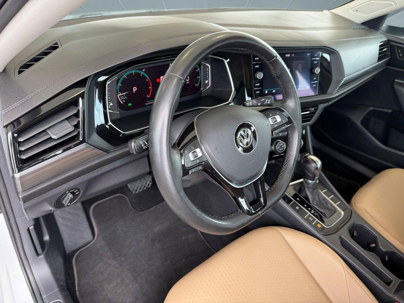 Used 2019 Volkswagen Jetta SEL image 4