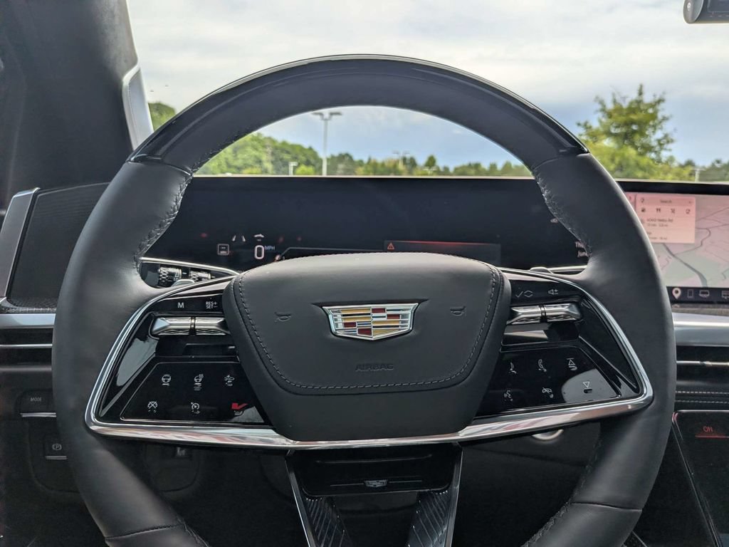Used 2025 Cadillac Escalade V AWD/4WD image 28