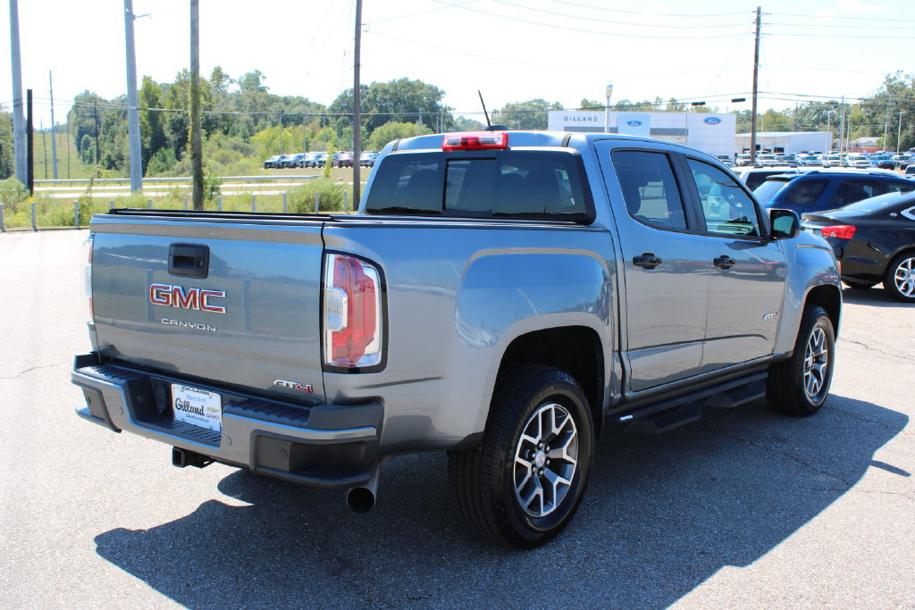 Used 2022 GMC Canyon AT4 w/ Driver Alert Package AWD/4WD image 5