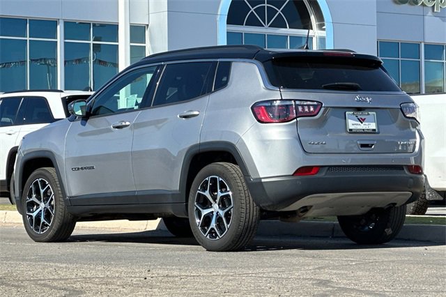Certified 2024 Jeep Compass Limited image 8