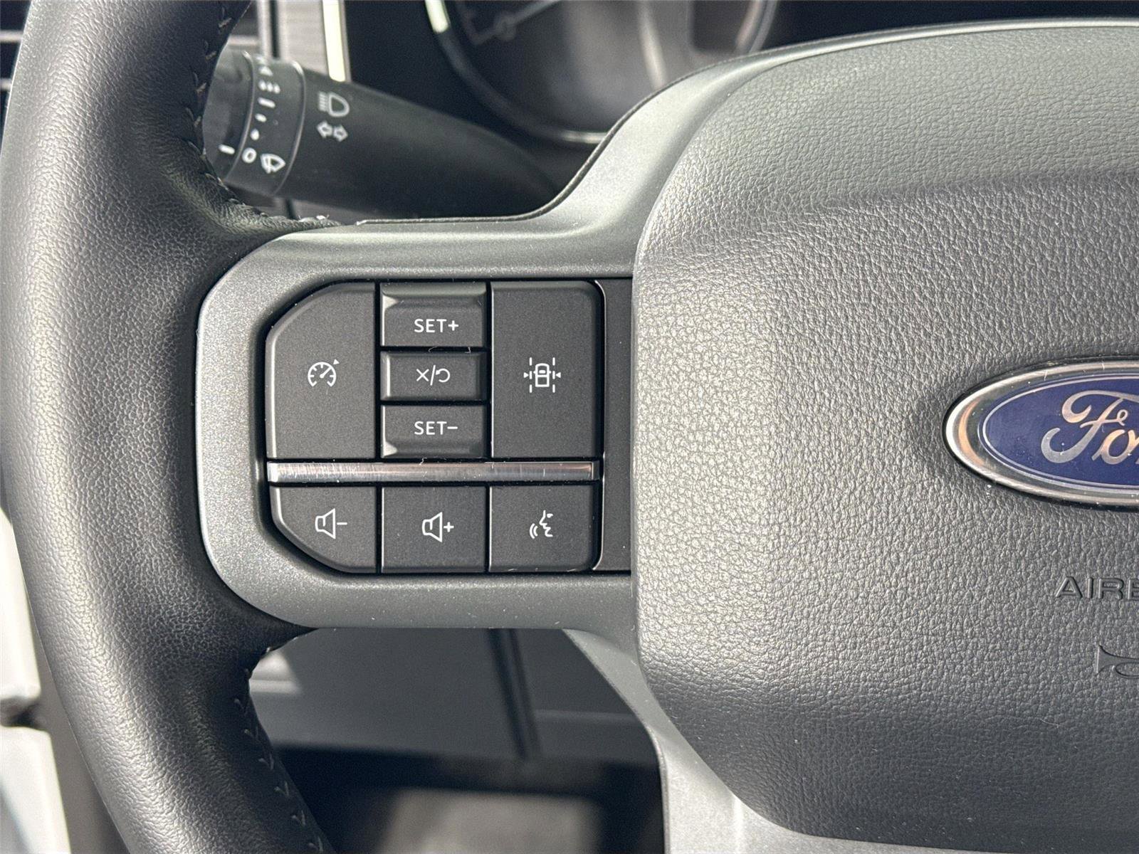 Used 2022 Ford F150 XLT w/ Equipment Group 302A High image 16