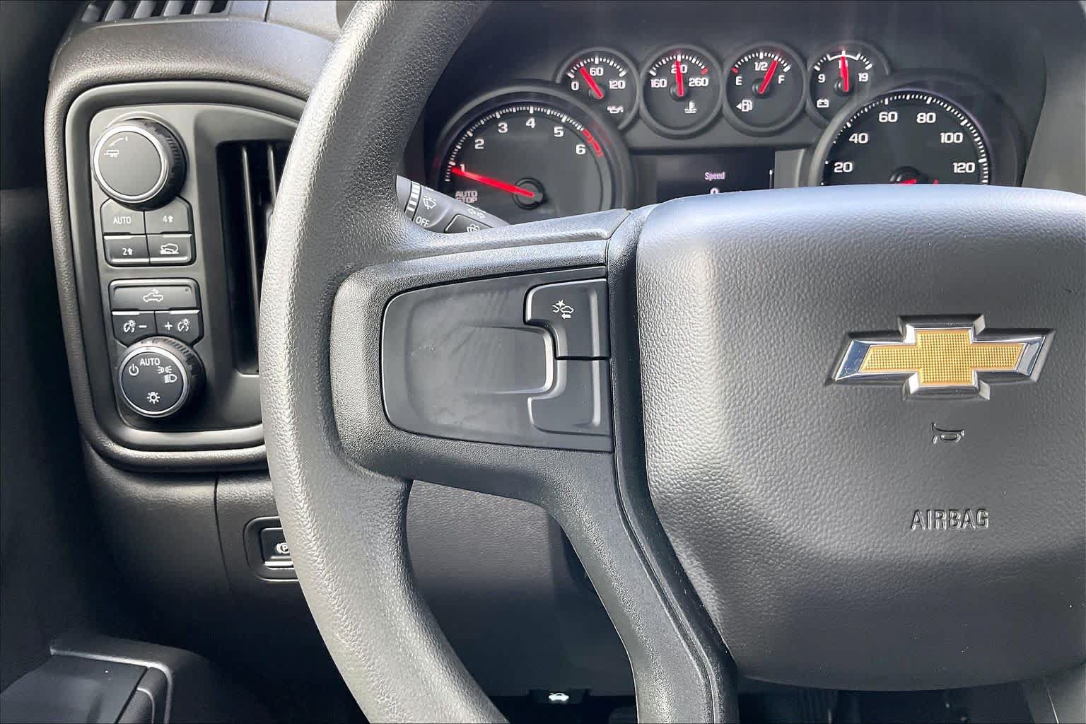 Used 2024 Chevrolet Silverado 1500 W/T w/ Trailering Package AWD/4WD image 23