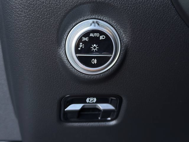 Used 2024 Mercedes-Benz CLE 300 4MATIC Coupe image 22