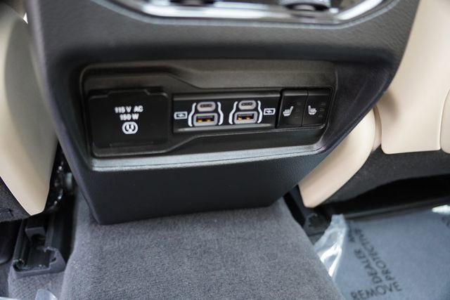 Certified 2022 Jeep Grand Cherokee Limited w/ Luxury Tech Group II image 19