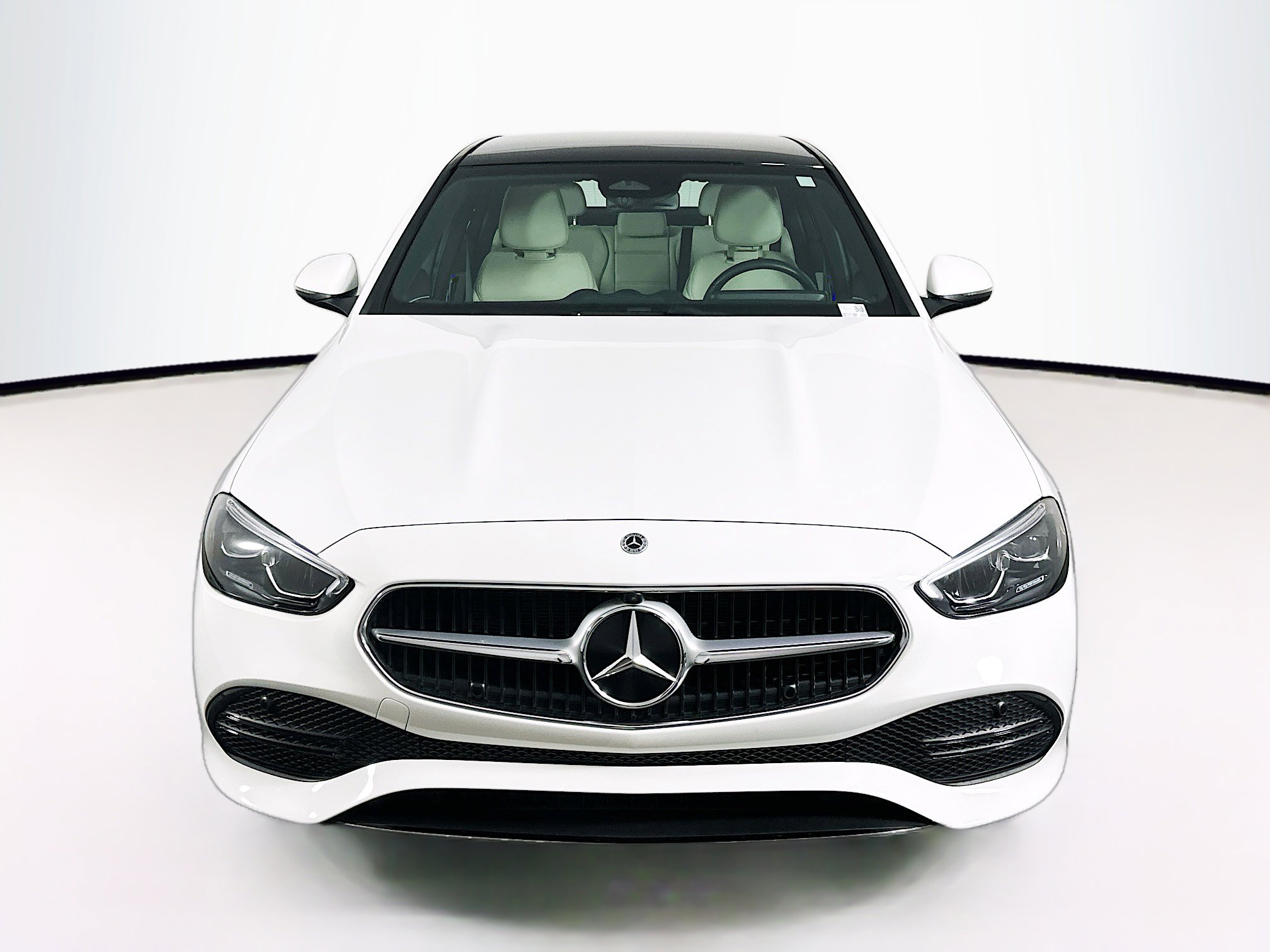 Used 2024 Mercedes-Benz C 300 Sedan image 2