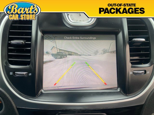 Used 2016 Chrysler 300 Limited RWD image 33