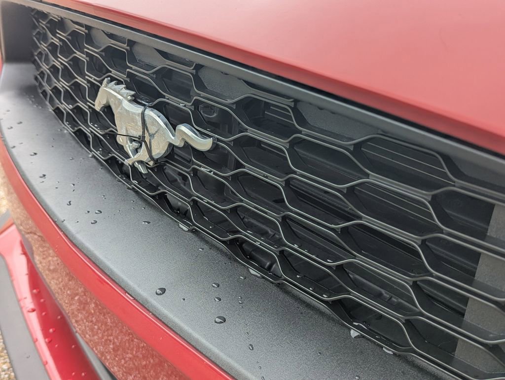 Used 2021 Ford Mustang Coupe image 24