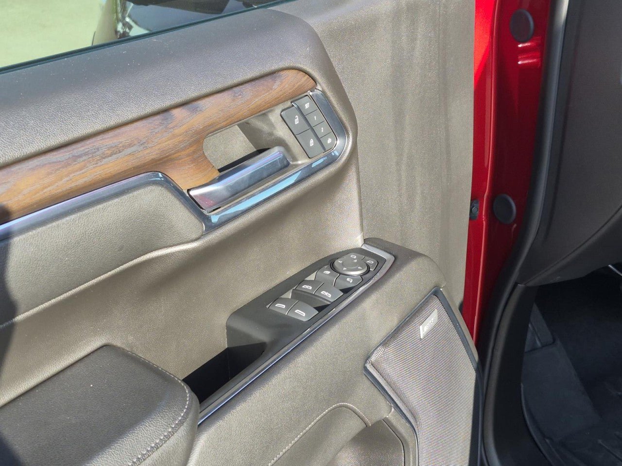 Certified 2024 GMC Sierra 1500 SLT AWD/4WD image 14