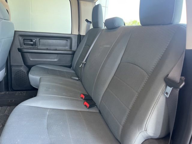 Used 2018 RAM 2500 Tradesman w/ Chrome Appearance Group AWD/4WD image 17