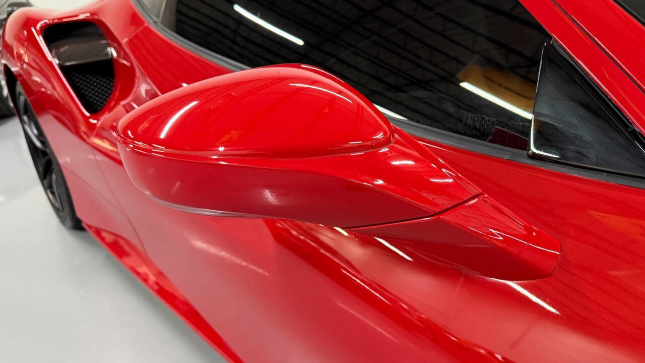 Used 2016 Ferrari 488 GTB image 6