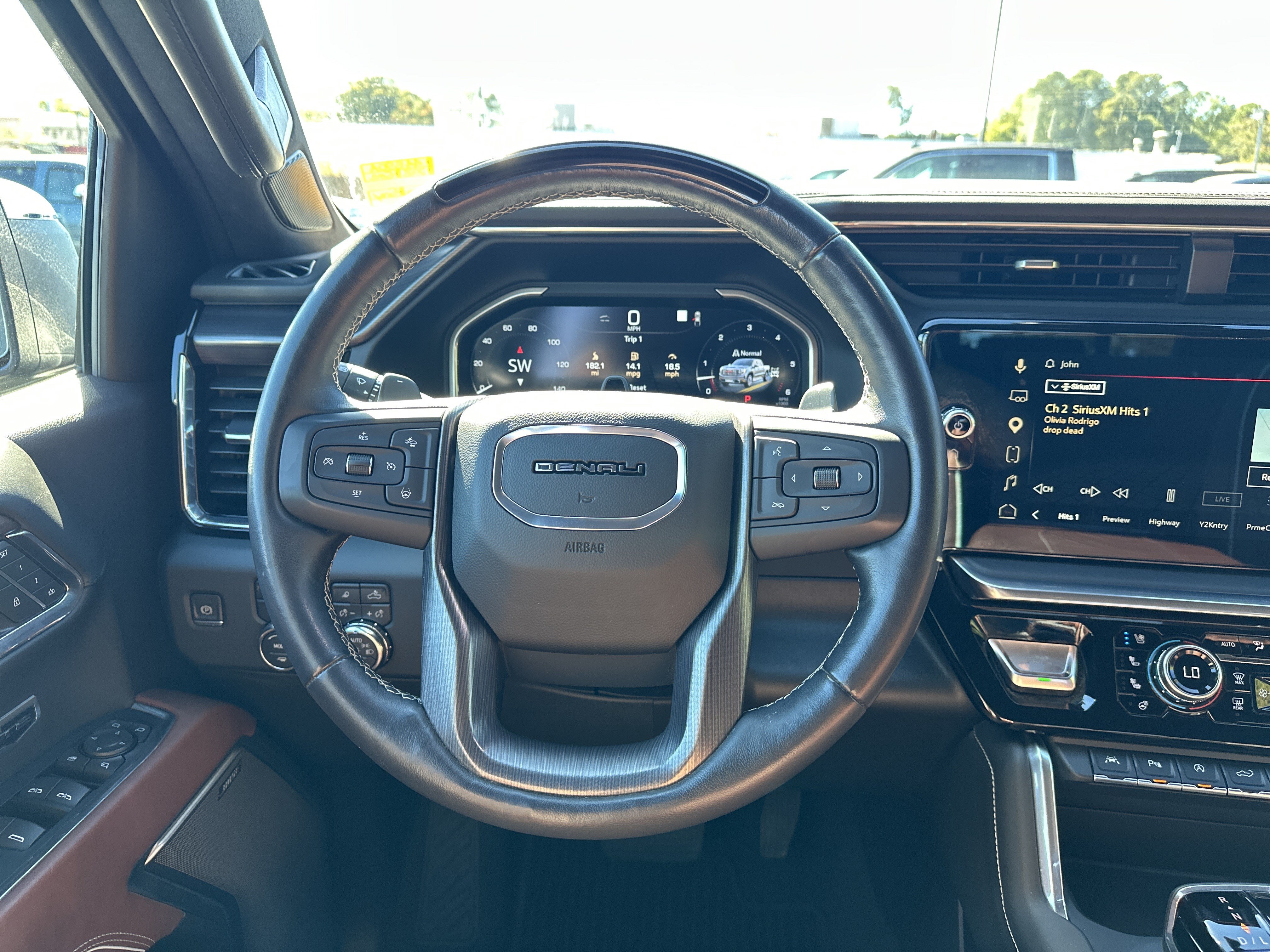 Used 2023 GMC Sierra 1500 Denali Ultimate AWD/4WD image 17