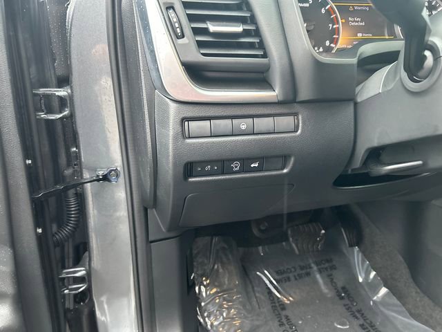 Used 2026 Nissan Rogue SV image 13