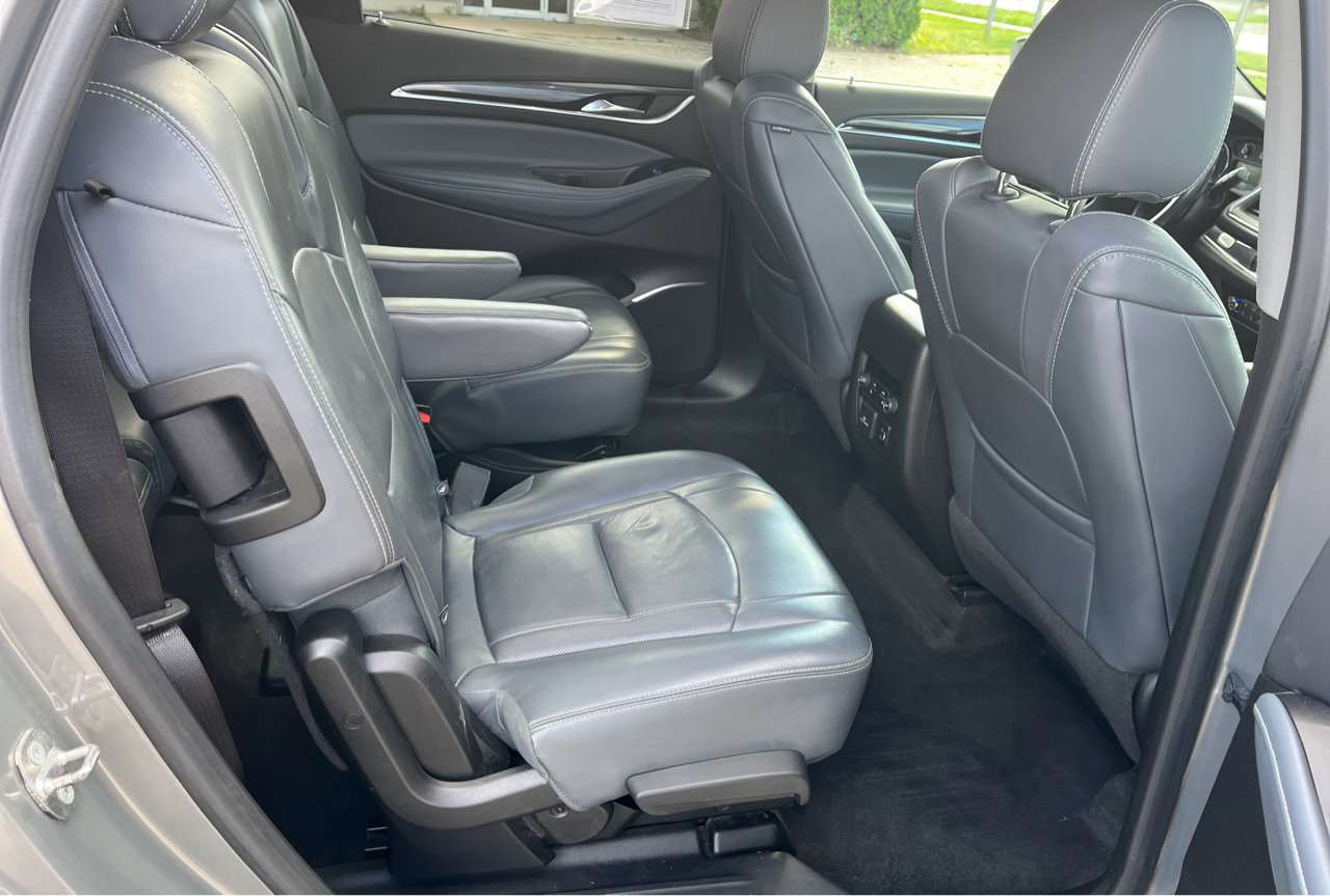 Used 2018 Buick Enclave Premium w/ Experience Buick Package image 16