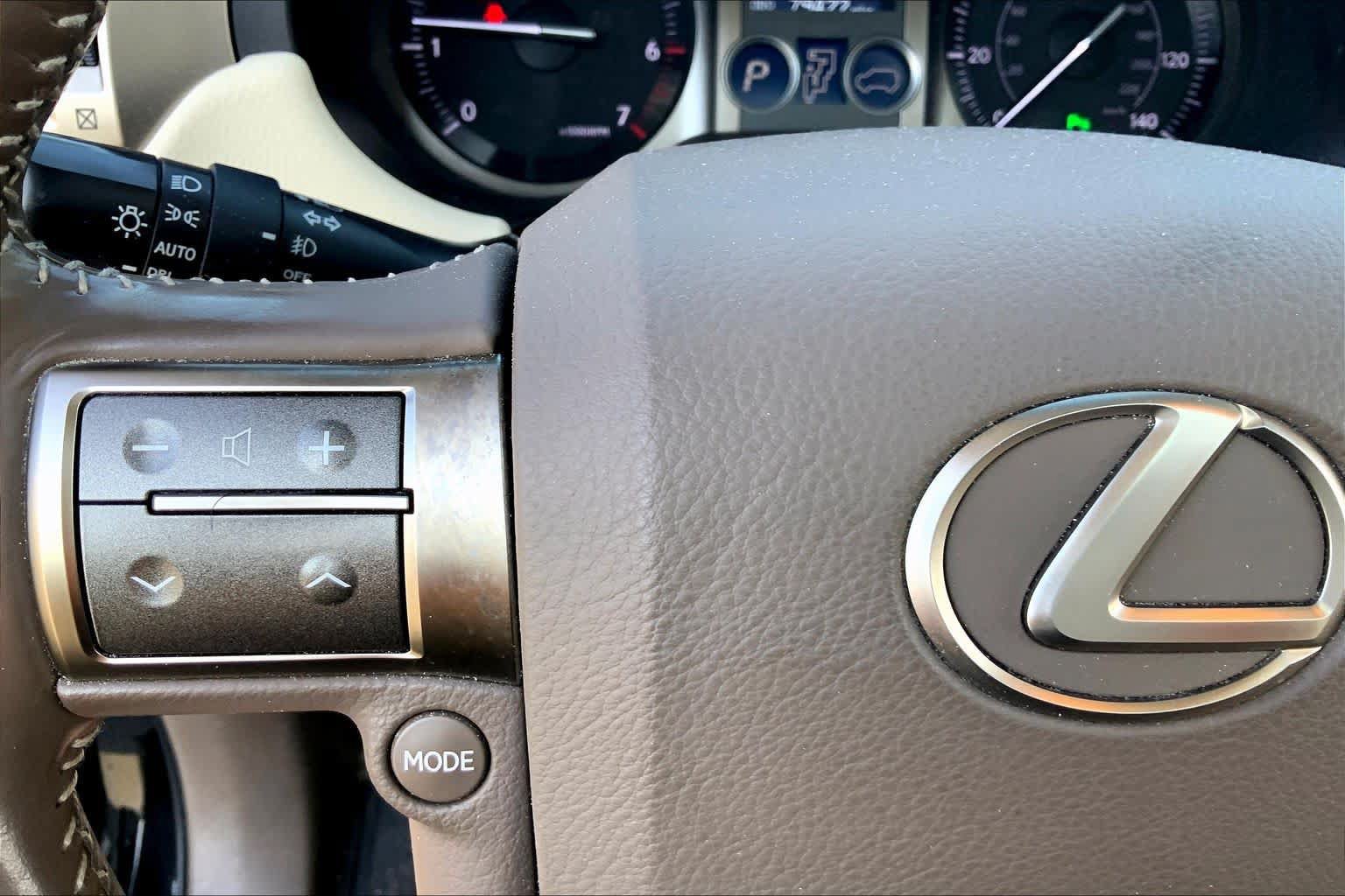 Used 2017 Lexus GX 460 Premium AWD/4WD image 24