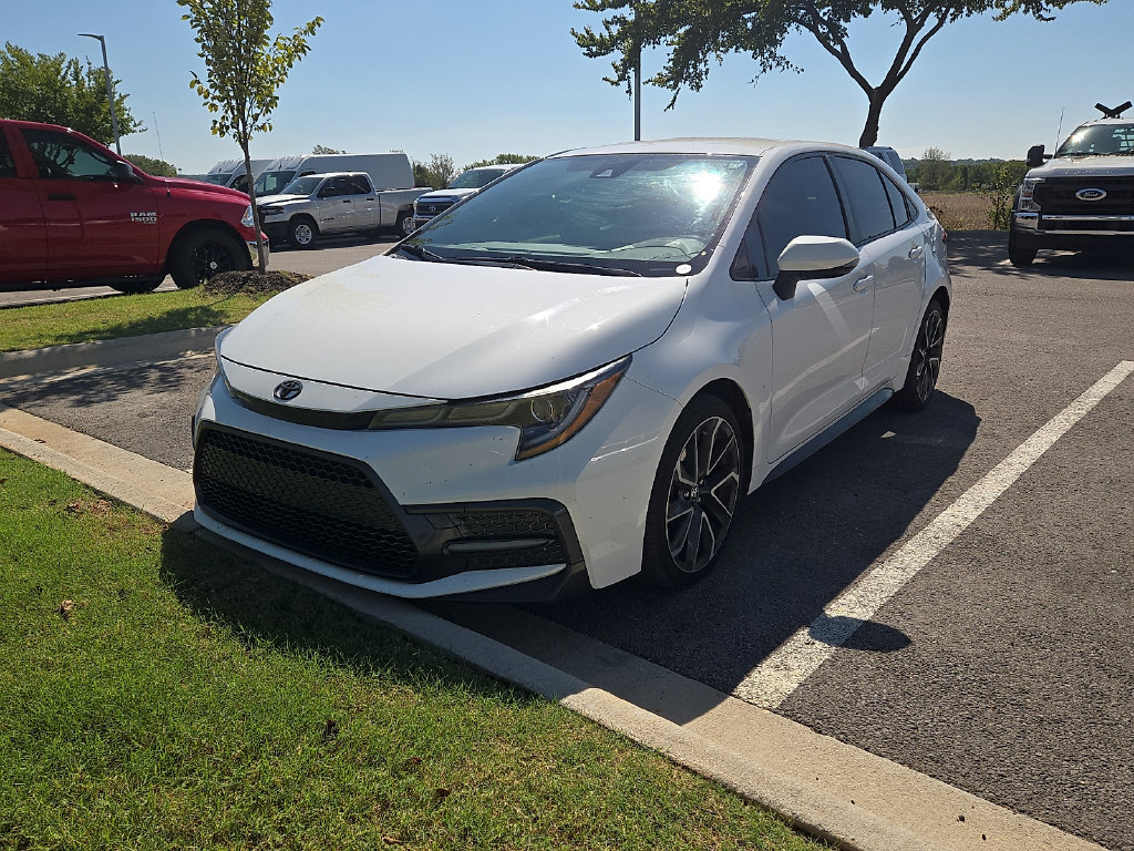 Used 2020 Toyota Corolla SE FWD image 1