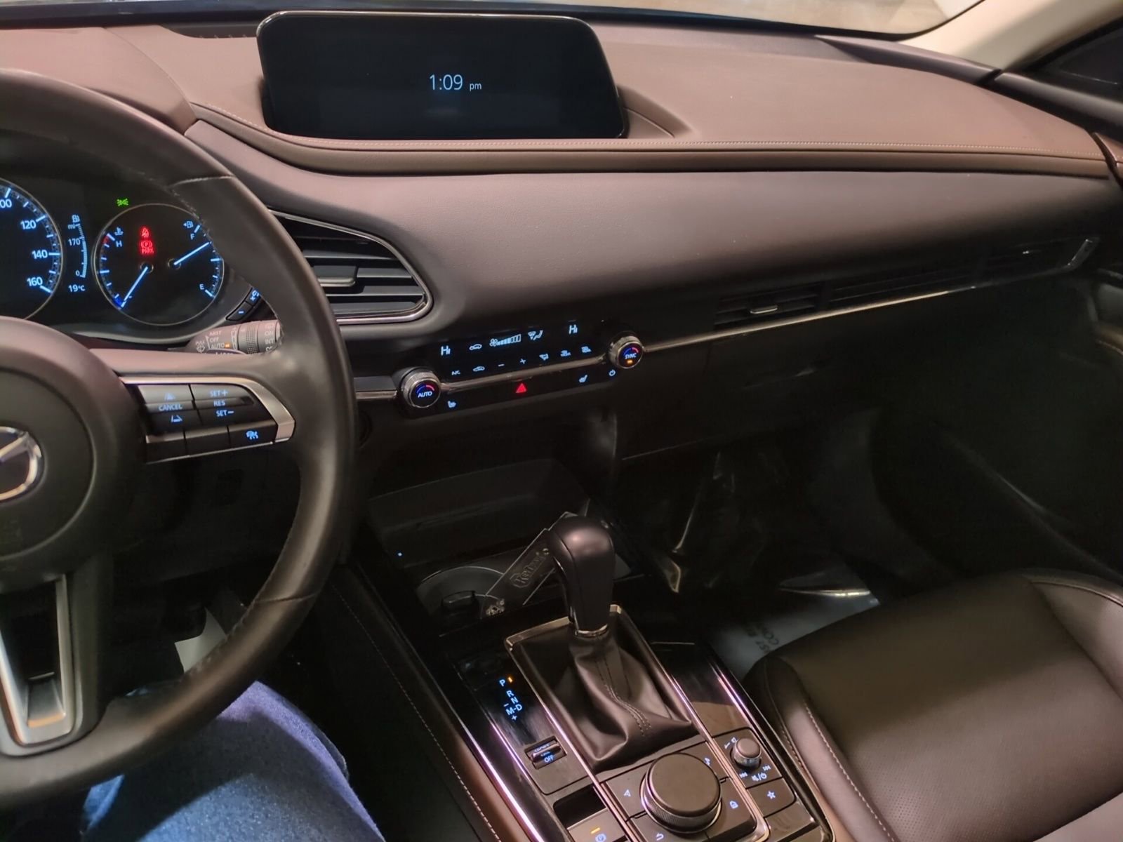 Used 2024 MAZDA CX-30 AWD 2.5 S w/ Premium Package image 19