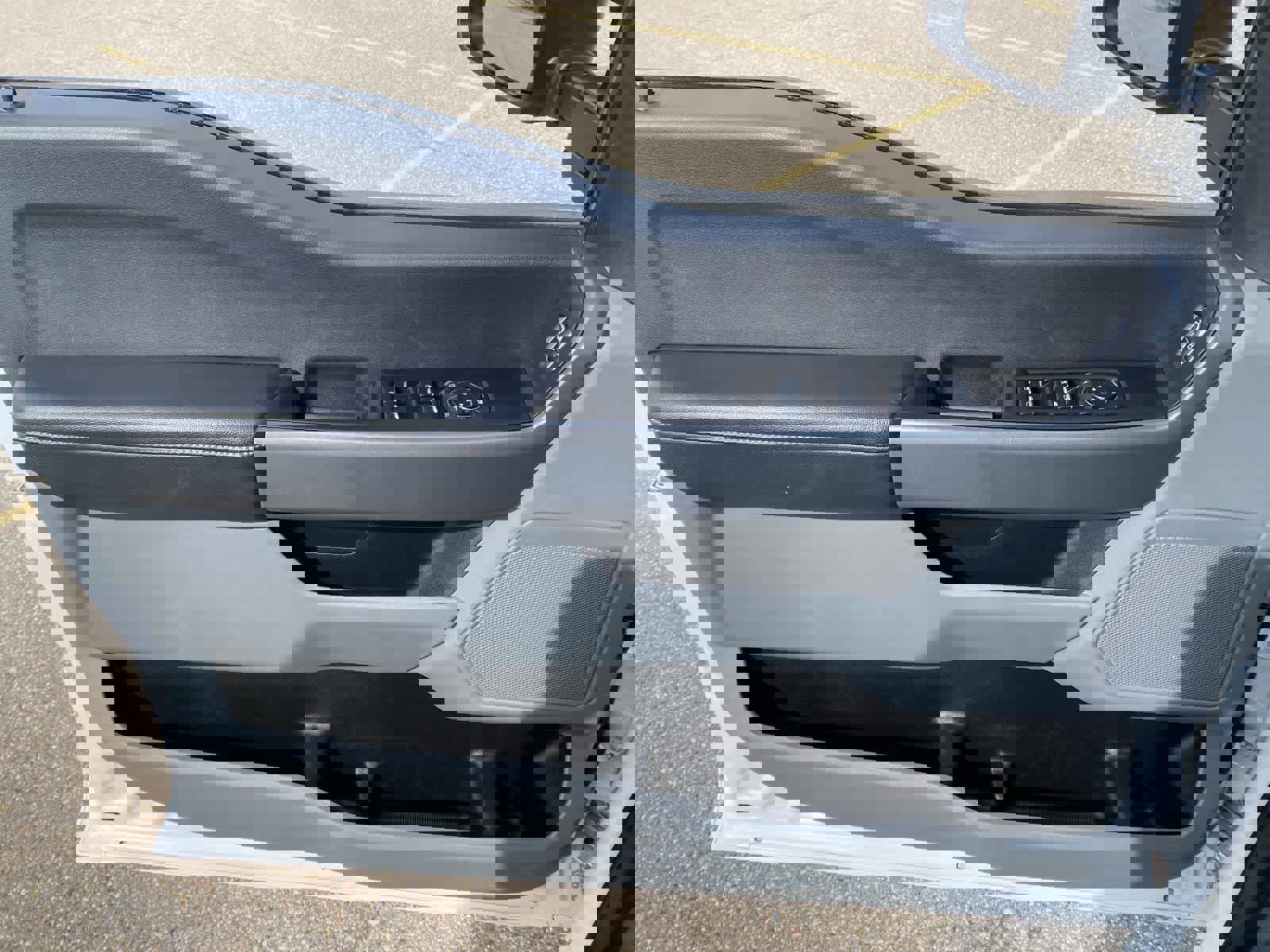 Used 2024 Ford F250 XLT image 19