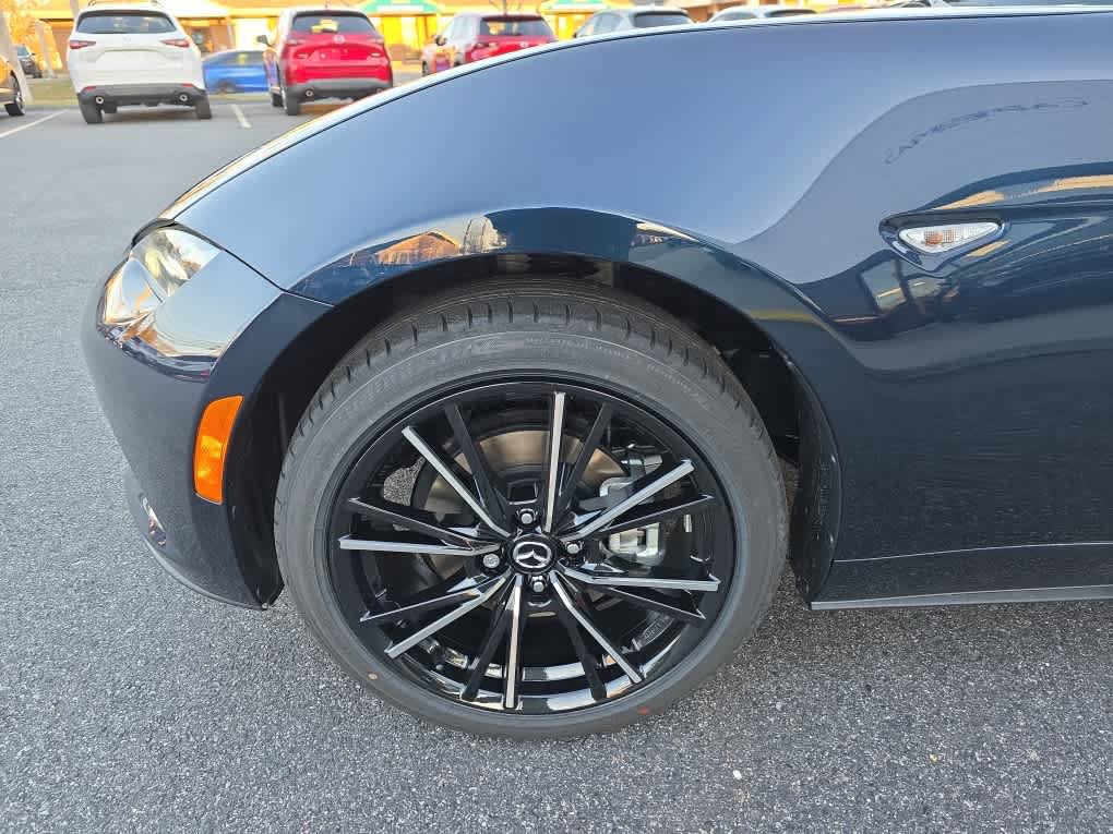 New 2025 MAZDA MX-5 Miata Grand Touring RWD image 17